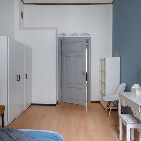 Spacious & Light Family Apart. Very Center Of Lejlighed Riga