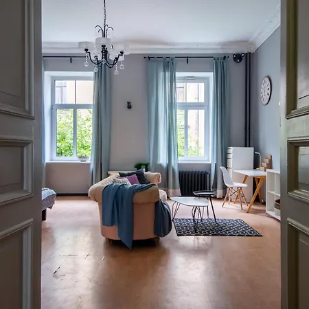 Spacious & Light Family Apart. Very Center Of Appartamento *