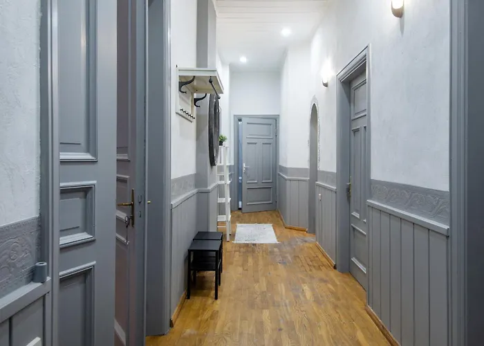 Spacious & Light Family Apart. Very Center Of